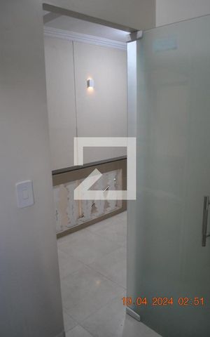 Apartamento para alugar com 176m², 7 quartos e sem vagaLavabo