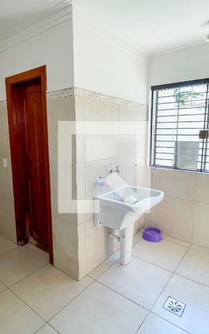 Casa à venda com 620m², 4 quartos e 6 vagas Casa à venda com 620m², 4 quartos e 6 vagasLavanderia