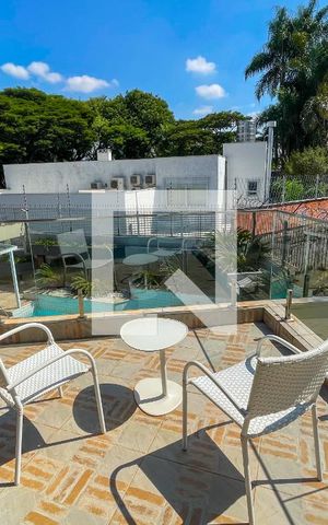 Casa à venda com 620m², 4 quartos e 6 vagas Casa à venda com 620m², 4 quartos e 6 vagasVaranda da suíte