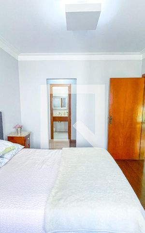 Casa à venda com 620m², 4 quartos e 6 vagas Casa à venda com 620m², 4 quartos e 6 vagasSuíte 1