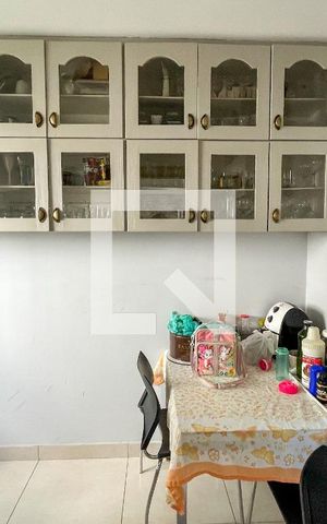 Casa à venda com 620m², 4 quartos e 6 vagas Casa à venda com 620m², 4 quartos e 6 vagasDespensa