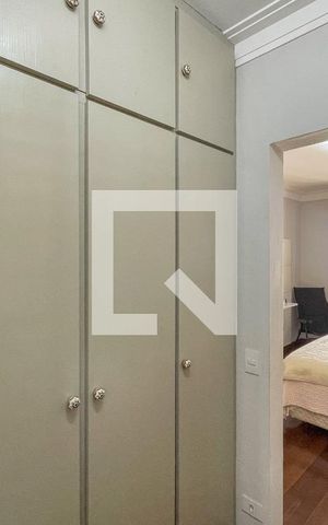 Casa à venda com 620m², 4 quartos e 6 vagas Casa à venda com 620m², 4 quartos e 6 vagasCloset da suíte 1
