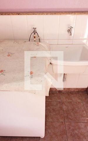Casa de condomínio à venda com 165m², 2 quartos e 2 vagasÁrea de Serviço