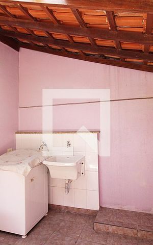 Casa de condomínio à venda com 165m², 2 quartos e 2 vagasÁrea de Serviço