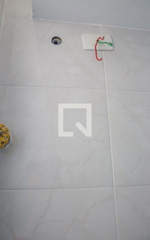 Studio para alugar com 29m², 1 quarto e sem vaga Studio para alugar com 29m², 1 quarto e sem vagaBanheiro
