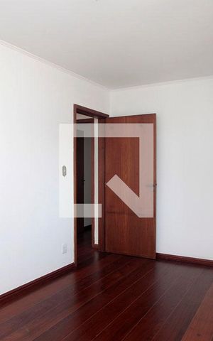 Casa à venda com 224m², 3 quartos e 3 vagasQuarto 3