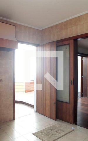 Casa à venda com 224m², 3 quartos e 3 vagasCozinha