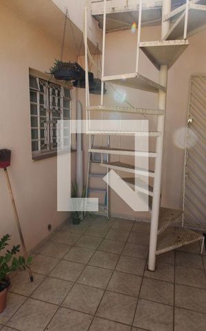 Casa à venda com 150m², 3 quartos e 2 vagasÁrea de Serviço
