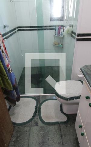 Casa à venda com 150m², 3 quartos e 2 vagasBanheiro