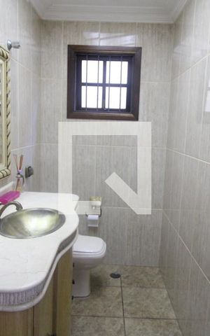Casa à venda com 150m², 3 quartos e 2 vagasLavabo