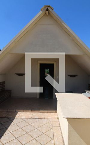 Casa à venda com 150m², 3 quartos e 2 vagasÁrea Comum