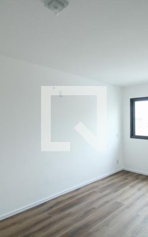 Studio para alugar com 27m², 1 quarto e sem vaga Studio para alugar com 27m², 1 quarto e sem vagaSala