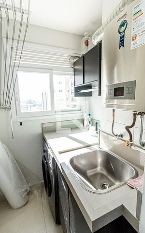 Apartamento para alugar com 64m², 1 quarto e 1 vaga Apartamento para alugar com 64m², 1 quarto e 1 vagaÁrea de Serviço