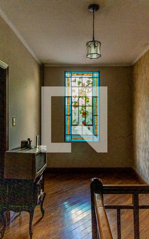 Casa à venda com 533m², 4 quartos e 4 vagasCorredor