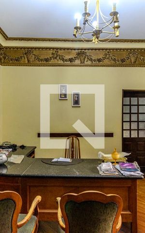 Casa à venda com 533m², 4 quartos e 4 vagasSala 1