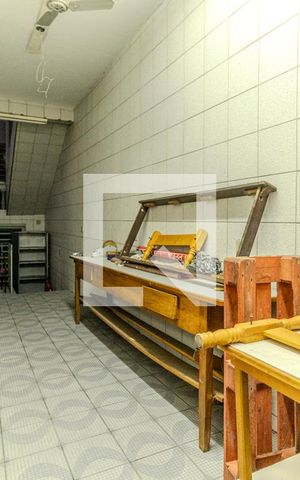 Casa à venda com 533m², 4 quartos e 4 vagasGaragem