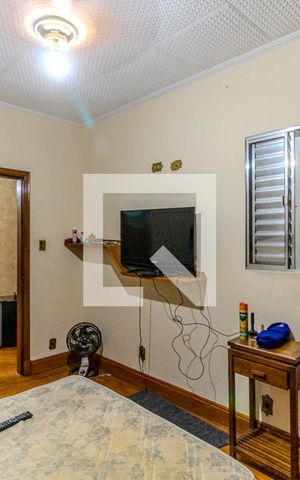Casa à venda com 533m², 4 quartos e 4 vagasQuarto 2