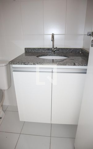 Apartamento para alugar com 54m², 2 quartos e 1 vagaBanheiro 2