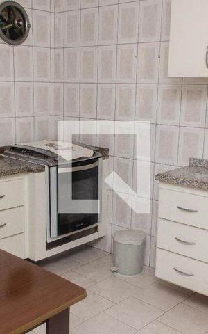 Casa à venda com 360m², 2 quartos e 1 vaga Casa à venda com 360m², 2 quartos e 1 vagaCozinha
