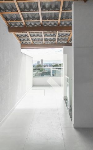 Casa de condomínio à venda com 80m², 2 quartos e 1 vaga Casa de condomínio à venda com 80m², 2 quartos e 1 vagaVaranda gourmet