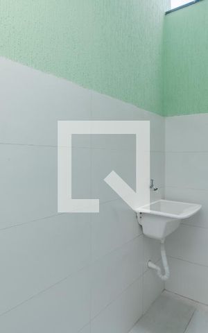 Casa de condomínio à venda com 80m², 2 quartos e 1 vaga Casa de condomínio à venda com 80m², 2 quartos e 1 vagaÁrea de serviço