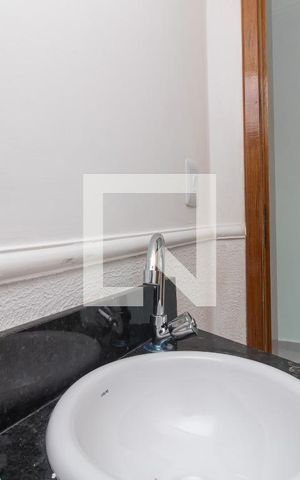 Casa de condomínio à venda com 80m², 2 quartos e 1 vaga Casa de condomínio à venda com 80m², 2 quartos e 1 vagaLavabo