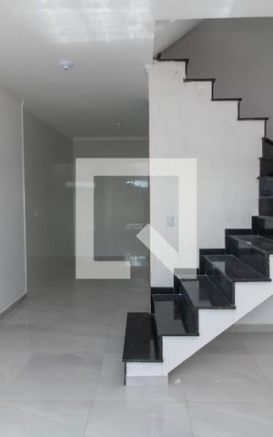 Casa de condomínio à venda com 80m², 2 quartos e 1 vaga Casa de condomínio à venda com 80m², 2 quartos e 1 vagaSala