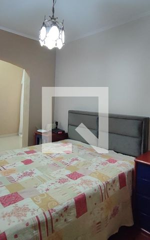Casa à venda com 340m², 3 quartos e 4 vagasQuarto Suíte