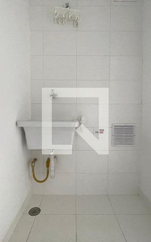 Apartamento para alugar com 33m², 2 quartos e sem vaga Apartamento para alugar com 33m², 2 quartos e sem vagaÁrea de Serviço