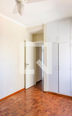 Apartamento para alugar com 90m², 2 quartos e 2 vagas Apartamento para alugar com 90m², 2 quartos e 2 vagasQuarto