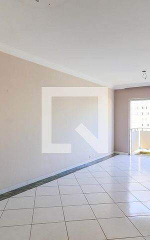 Apartamento para alugar com 90m², 2 quartos e 2 vagas Apartamento para alugar com 90m², 2 quartos e 2 vagasSala