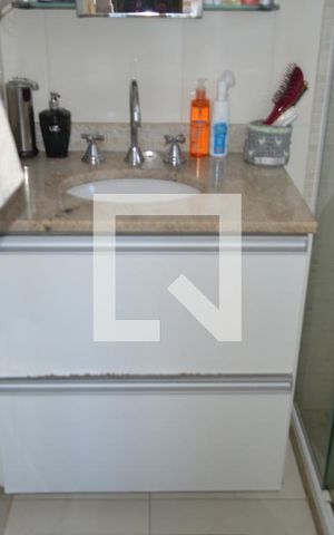 Apartamento à venda com 163m², 4 quartos e 2 vagasBanheiro