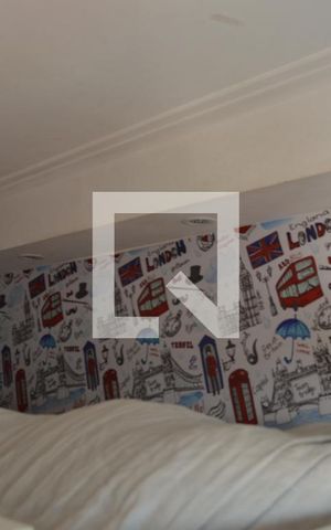 Apartamento à venda com 163m², 4 quartos e 2 vagasQuarto 2