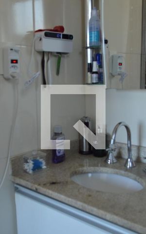 Apartamento à venda com 163m², 4 quartos e 2 vagasBanheiro