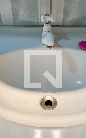 Apartamento à venda com 60m², 2 quartos e 1 vaga Apartamento à venda com 60m², 2 quartos e 1 vagaBanheiro