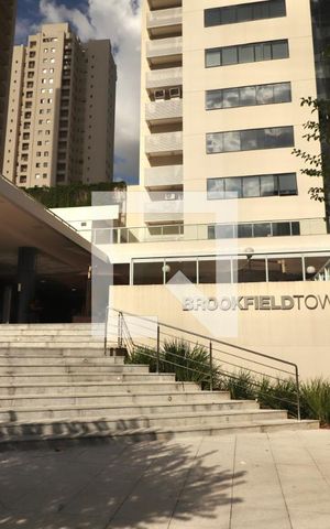 Studio para alugar com 38m², 1 quarto e 1 vaga Studio para alugar com 38m², 1 quarto e 1 vagaFachada