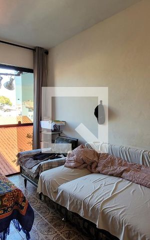 Casa à venda com 160m², 3 quartos e 4 vagas Casa à venda com 160m², 3 quartos e 4 vagasQuarto