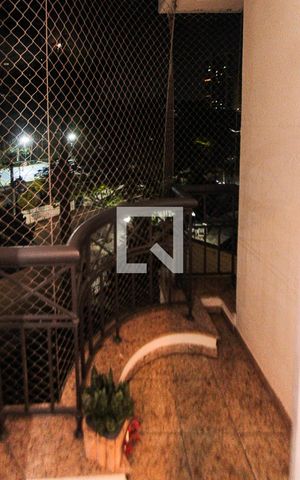 Apartamento à venda com 142m², 3 quartos e 3 vagas Apartamento à venda com 142m², 3 quartos e 3 vagasVaranda da Suite 02