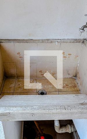 Casa para alugar com 80m², 2 quartos e 1 vagaÁrea de Serviço (Casa 2)