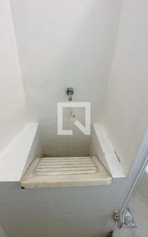 Apartamento para alugar com 70m², 1 quarto e sem vagaBanheiro