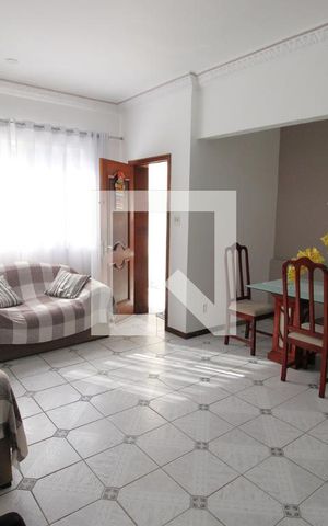 Casa para alugar com 112m², 3 quartos e sem vagaSala