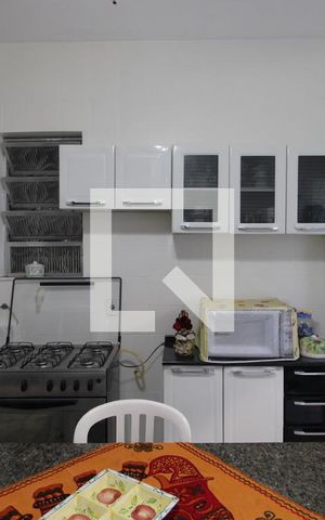 Casa para alugar com 112m², 3 quartos e sem vagaCozinha