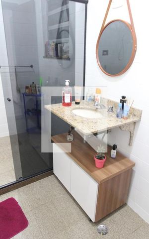 Casa para alugar com 112m², 3 quartos e sem vagaBanheiro