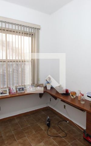Casa para alugar com 112m², 3 quartos e sem vagaQuarto 2