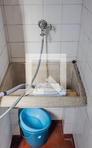 Apartamento à venda com 74m², 2 quartos e 1 vagaÁrea de Serviço