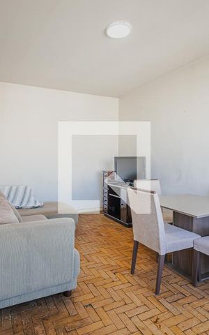 Apartamento à venda com 74m², 2 quartos e 1 vagaSala