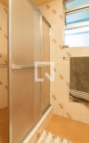 Apartamento à venda com 128m², 3 quartos e 2 vagasBanheiro