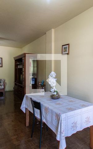 Apartamento à venda com 128m², 3 quartos e 2 vagasSala