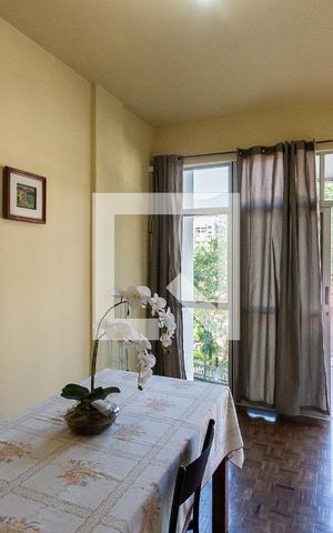 Apartamento à venda com 128m², 3 quartos e 2 vagasSala
