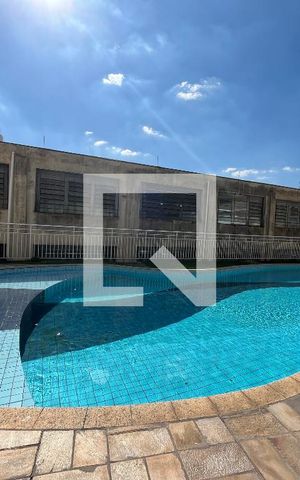 Apartamento à venda com 57m², 2 quartos e 1 vaga Apartamento à venda com 57m², 2 quartos e 1 vagaÁrea comum - Piscina